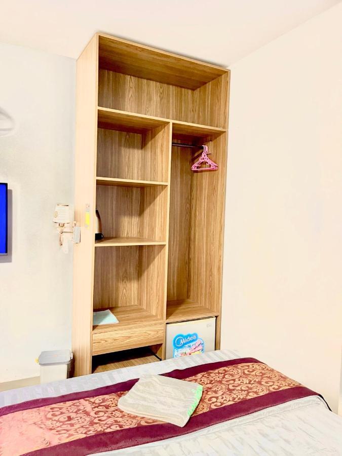 Hong Phuc Hotel 2 Дананг Екстер'єр фото